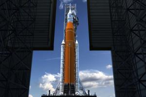 Artist rendition of NASA's Block 1 Space Launch System from inside the Vehicle Assemble Building (VAB) at NASA's Kennedy Space Center. Image courtesy of NASA.